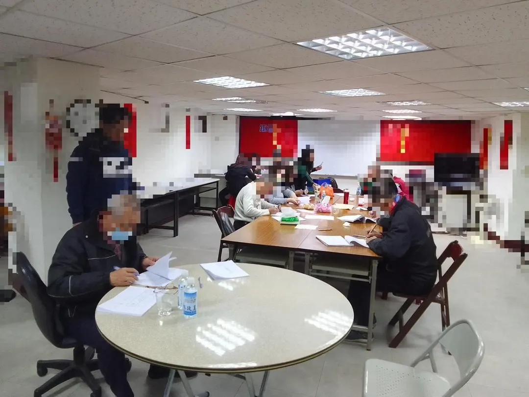 罷免民進黨立委李坤城領銜人宋建樑晚間宣布二階連署份數達標明日將送件。（圖／翻攝自Threads）