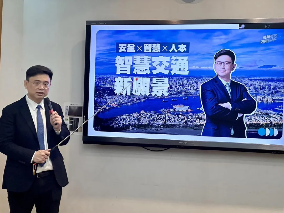 爭取民進黨2026高雄市長選舉提名的立委賴瑞隆