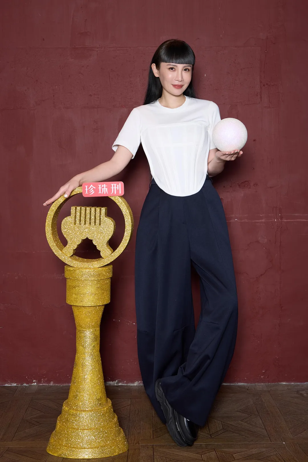 魏如萱憑藉第八張專輯《珍珠刑》奪下第36屆金曲獎「最佳華語女歌手」。（圖／何樂音樂 提供）