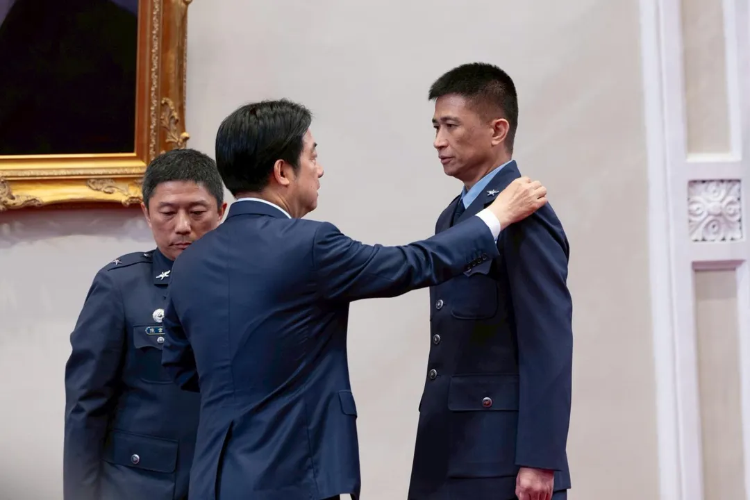 鍾坤昌晉升少將。(圖/總統府)