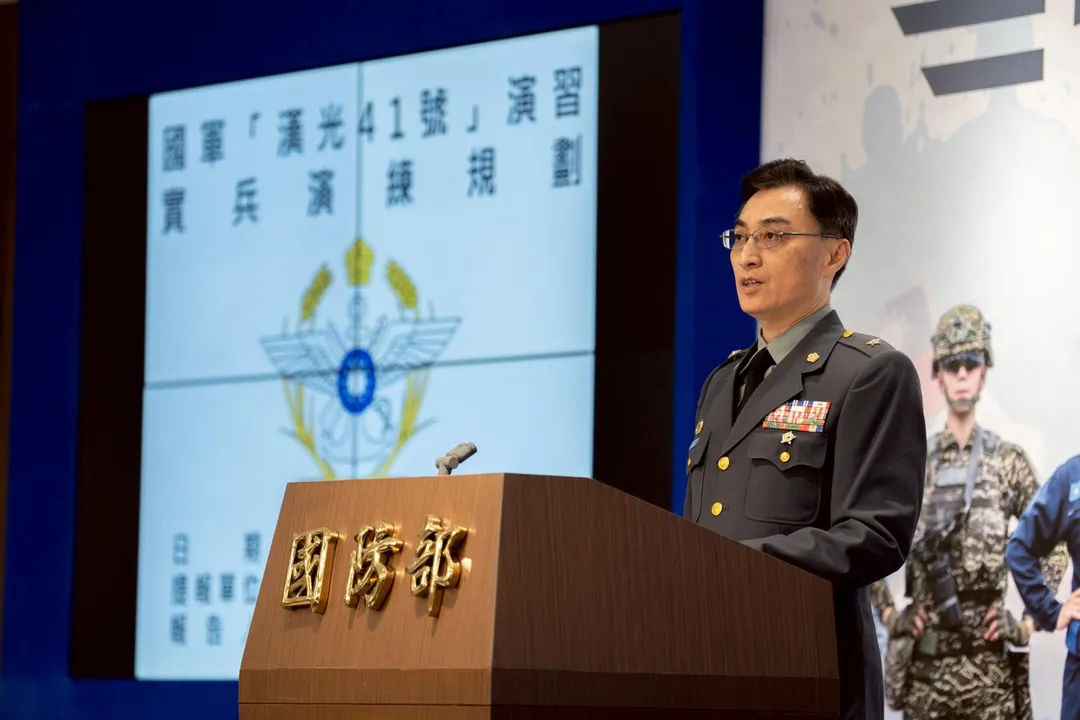 董冀星少將公布漢光41號演習8項演練重點。(圖/國防部)