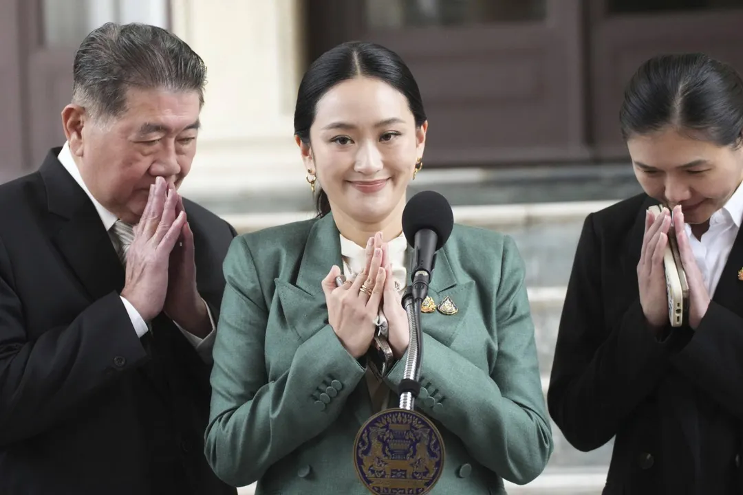 泰國總理貝東塔因與柬埔寨前總理洪森的錄音事件遭憲法法庭暫停職務。（圖/美聯社）
