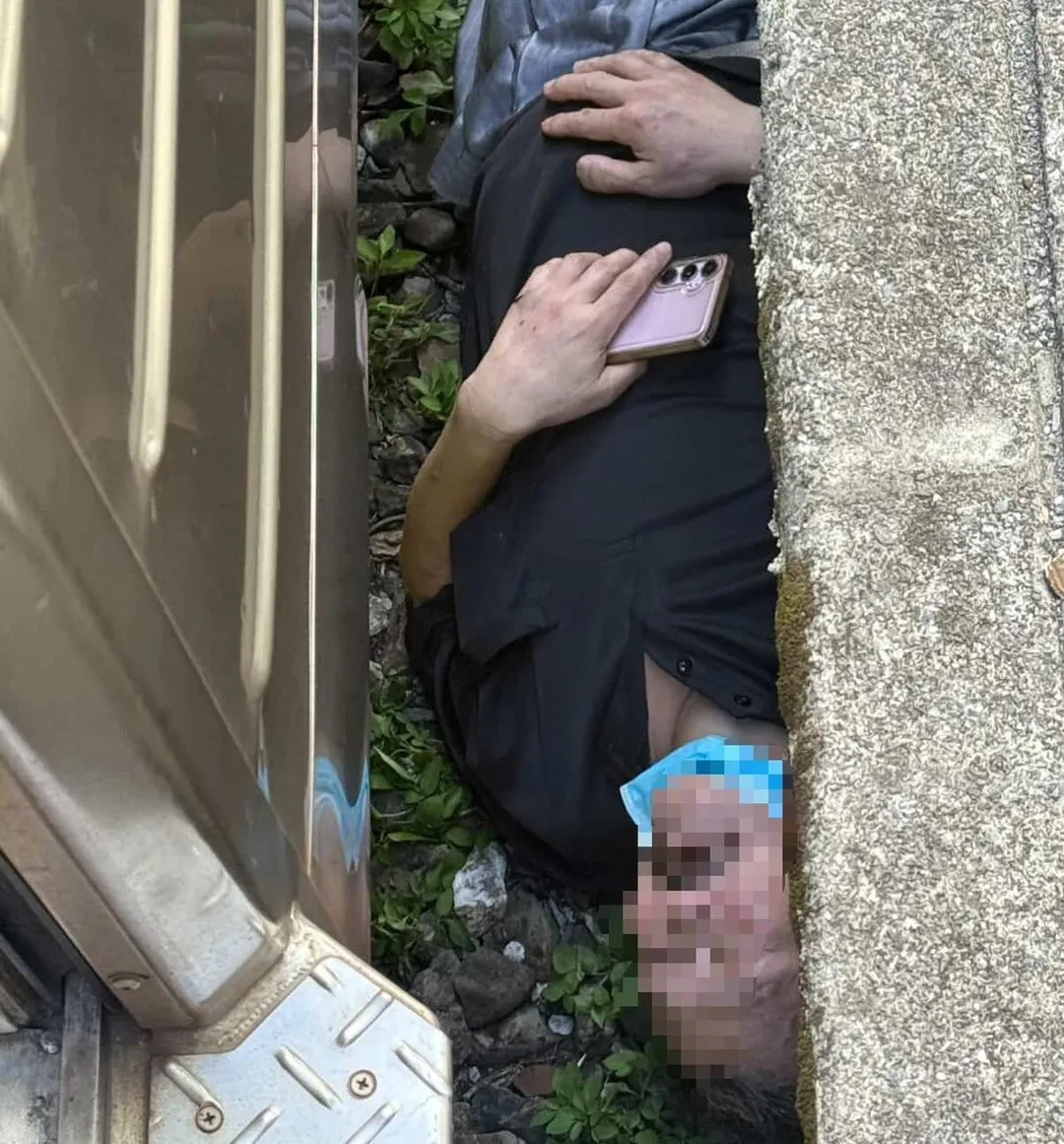 台鐵石城車站5日下午發生55歲李男疑因醉酒落軌事件。（圖／民眾林治榕提供）
