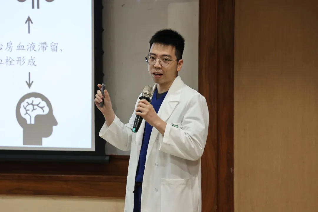 心臟內科陳威佐醫師分享如何預防心房顫動。（圖／花蓮慈濟醫院）