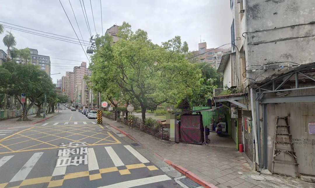 台北市內湖區星雲街等一帶於今(12)日傍晚發生停電事故。(圖/翻攝自Google map)