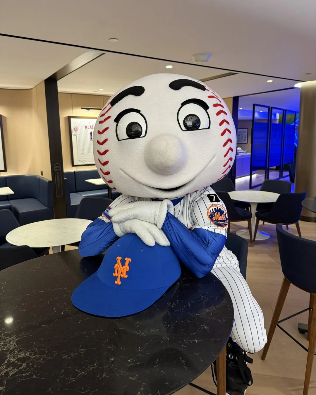 大都會隊的吉祥物大都會先生。（圖／翻攝自X＠MrMet）