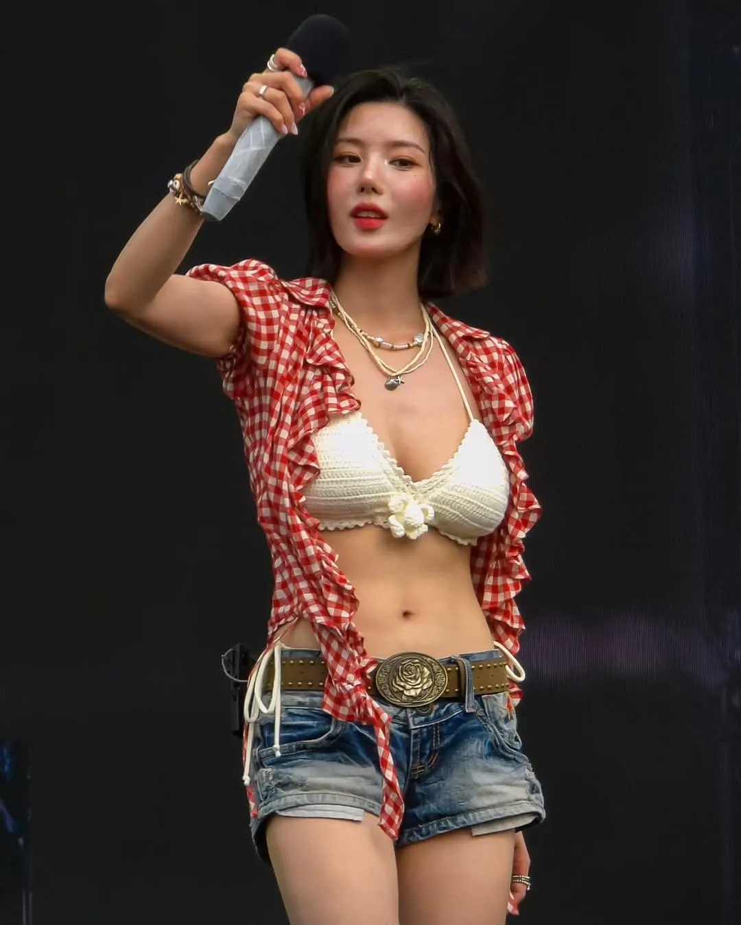權恩妃舞台魅力四射。（圖／翻攝自IG）