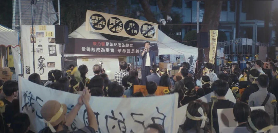 《親密之海》揭開新世代對自我認同的抗爭。（圖／CATCHPLAY &nbsp;提供）