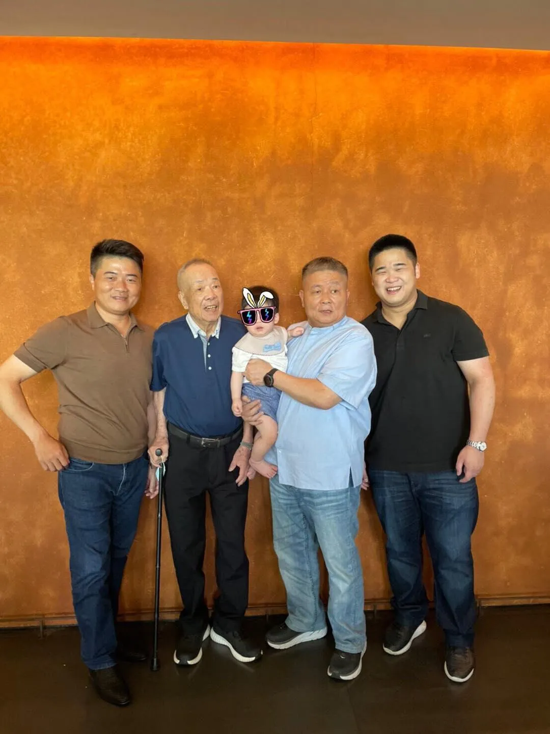 國民黨立委顏寬恒今日下午在臉書發文緬懷阿公。(圖/顏寬恒臉書)