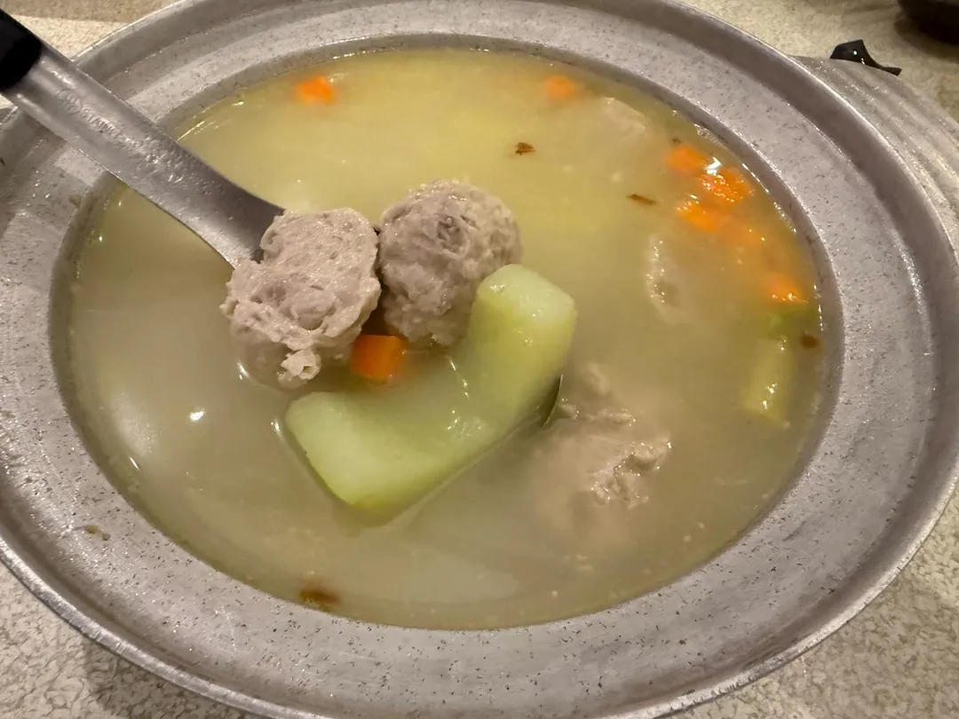 久熬的排骨肉汁令湯內赤瓜暗藏香氣。（圖／黃宏輝提供）