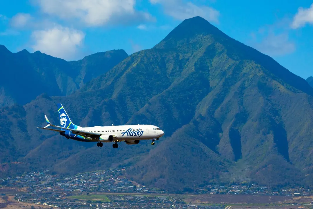 阿拉斯加航空因「IT系統故障」問題，旗下機隊一度停飛。（圖／翻攝「Alaska Airlines」臉書）