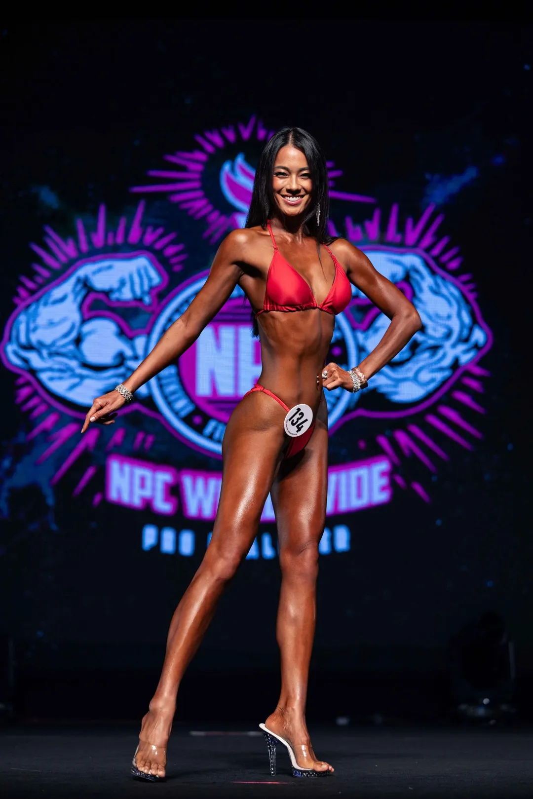 王麗雅參加《2025 IFBB PRO SHOW 台灣職業大賽》奪得3面獎牌。（圖／IFBB Pro Taiwan提供）