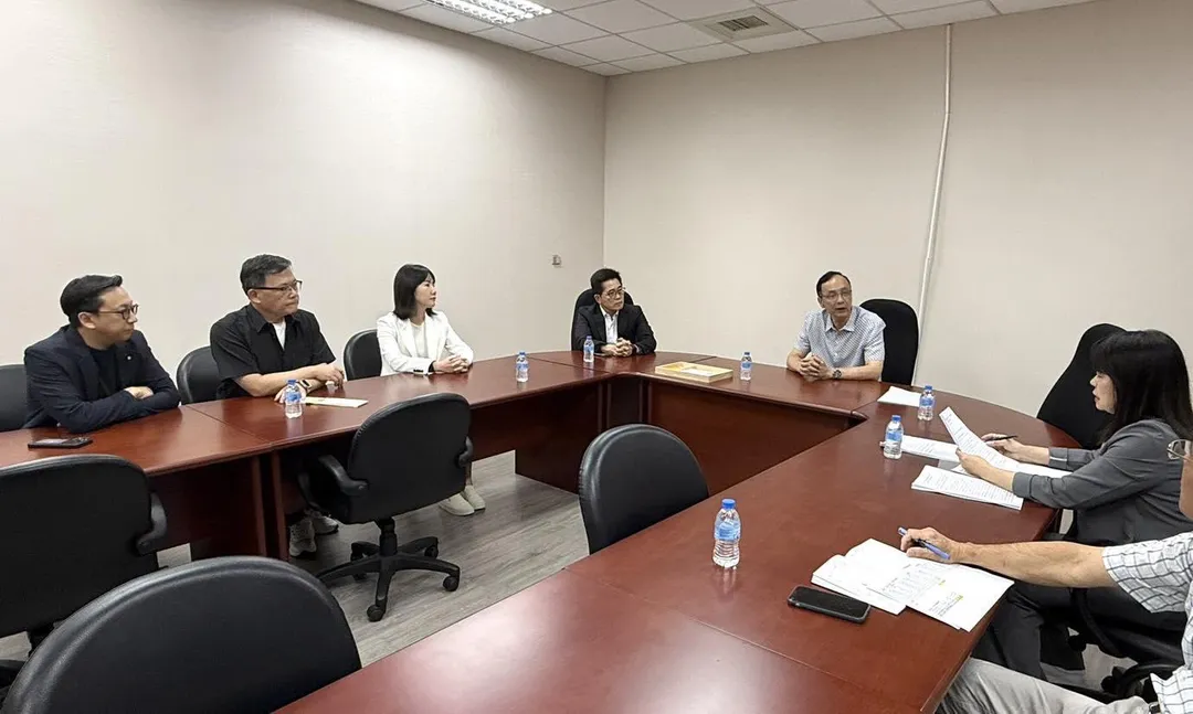 朱立倫表示，今已召集主要黨務部門，整合所有資源，823藍營將寸土不讓。（圖／翻攝朱立倫臉書）