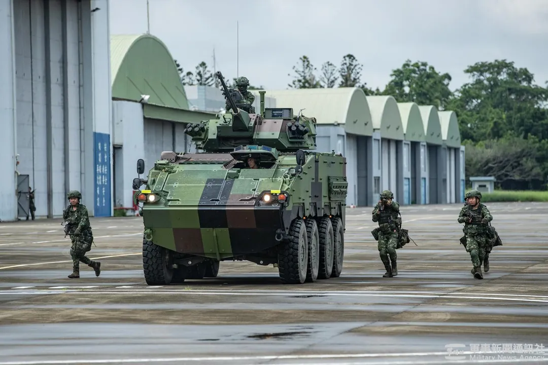 參加漢光41號演習的CM34雲豹步兵戰鬥車。(圖/軍聞社)