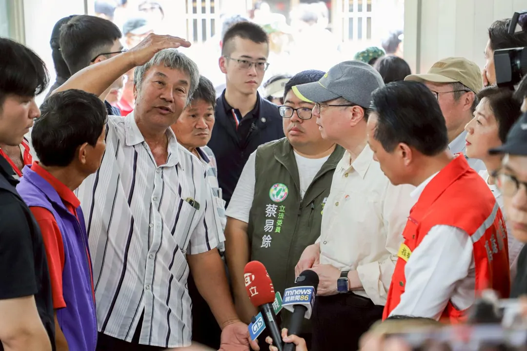 卓榮泰嘉義縣勘災，中央地方協力推動系統化治水。（圖／嘉義縣府提供）