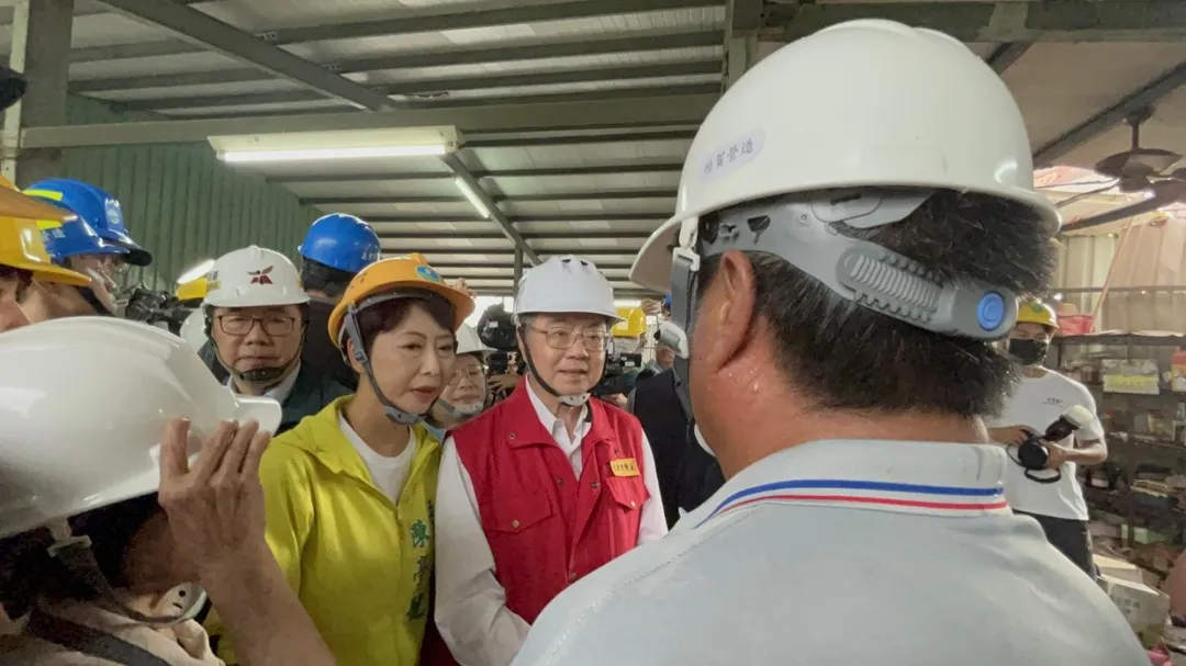 民進黨立委陳亭妃、行政院長卓榮泰。（圖／陳亭妃辦公室提供）