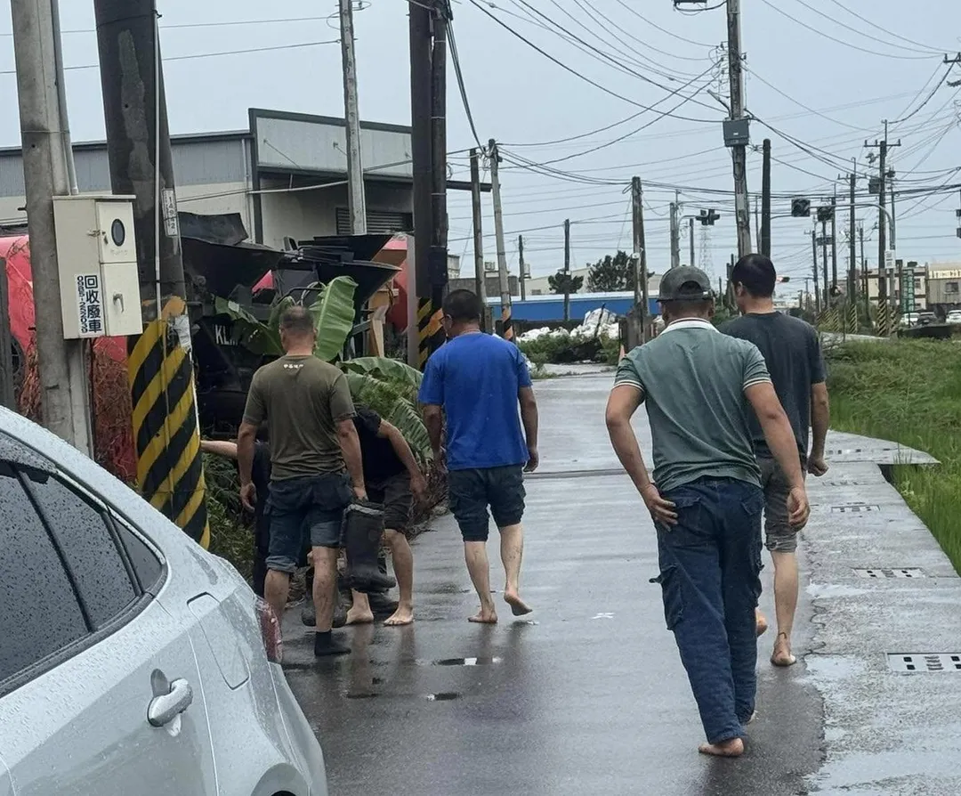 彰縣議員賴清美特別發文感謝這幾位熱心民眾。(圖/翻攝自Facebook@賴清美)