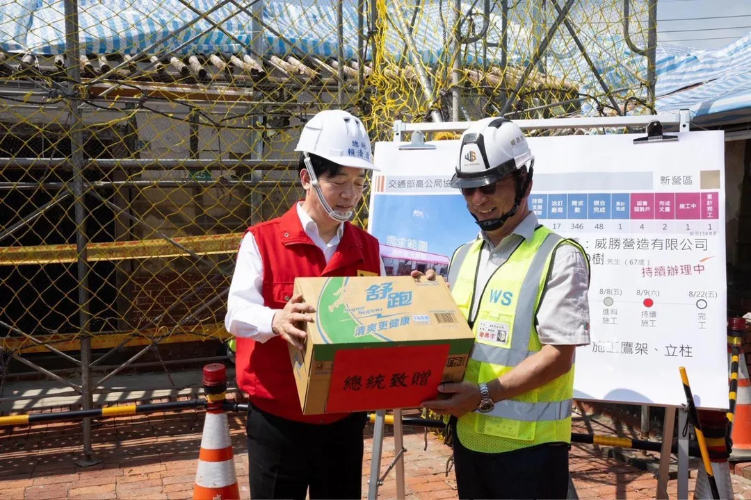 總統賴清德視察災後重建情況。（圖／翻攝賴清德臉書）