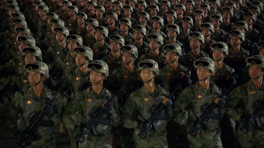 《央視》公布的閱兵第一次演練畫面。（圖／CCTV+）