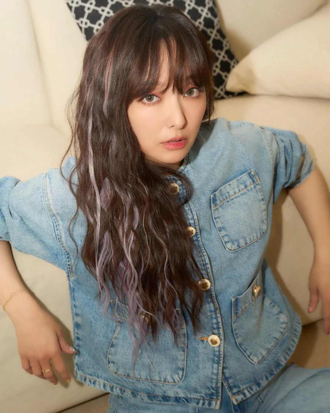 愛紗演藝事業發展多元，傳出之後將發行個人單曲。（圖／翻攝FB 千田愛紗 Aisa Senda）