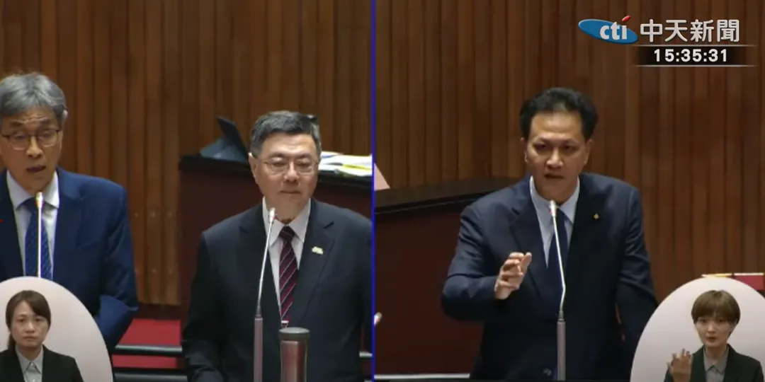 卓榮泰12日赴立法院進行丹娜絲颱風災後重建報告，國民黨立委邱鎮軍要求行政院應考慮協助農民清運農損所造成的農業廢棄物外，也關心地方的重建工作，不過他話鋒一轉，質疑行政院是否又會有部會系統支援823的罷免活動。（圖／中天新聞）