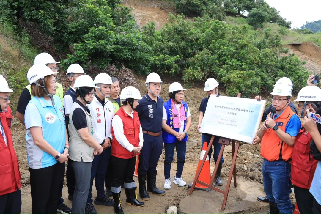 盧秀燕表示，希望大家多把心思放在關心災民上、災後復建的工作上，多多幫忙。（圖/台中市府提供）