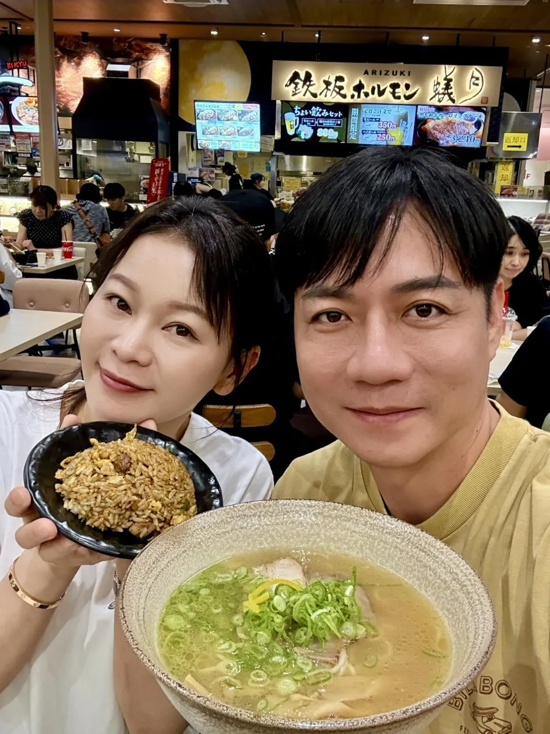 陳隨意與謝宜君感情穩定，育有一子一女。（圖／翻攝自陳隨意臉書）