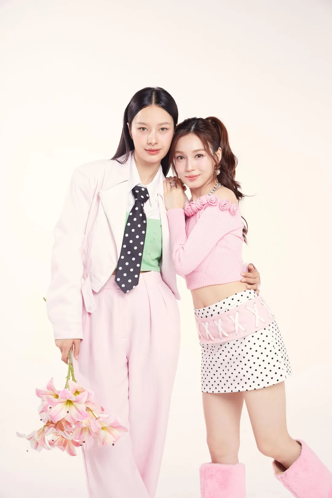 MILK（左）與LOVE（右）將在10月第三度訪台。(圖／YIWO、GMMTV提供)