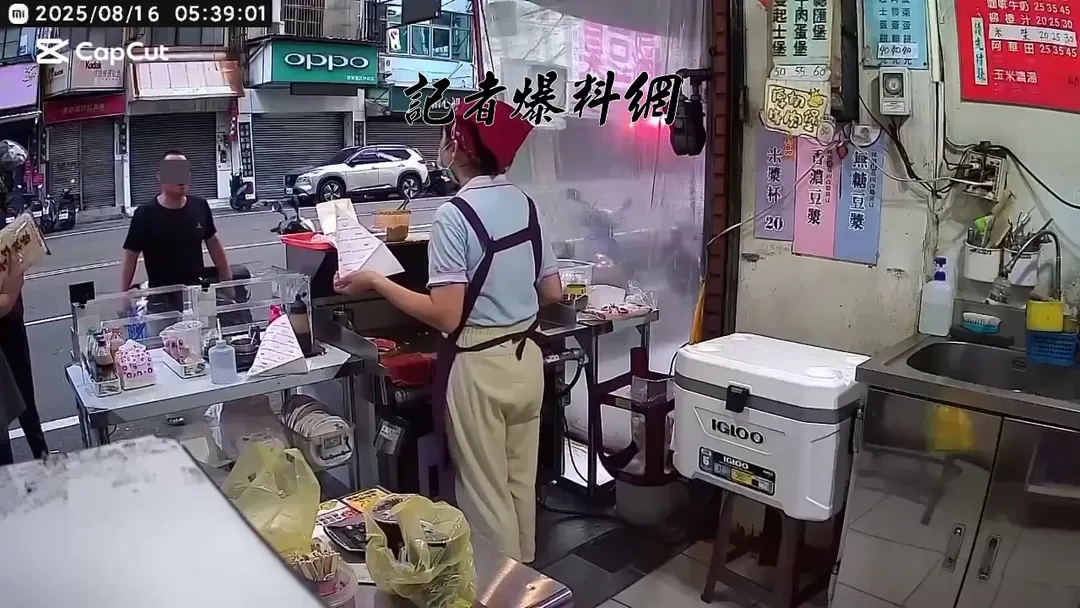 李男遭員警帶回派出所後,不到2小時重返店家鬧事。(圖/新竹大小事)