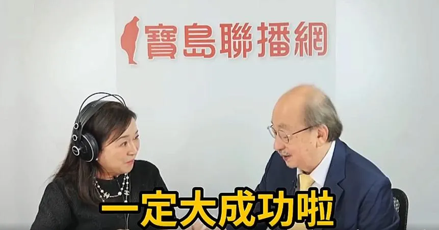 有臉書粉專挖出過去民進黨團總召柯建銘接受訪問大罷免的影片,柯說一定大成功。(圖/臉書粉專「Mr.SR」)