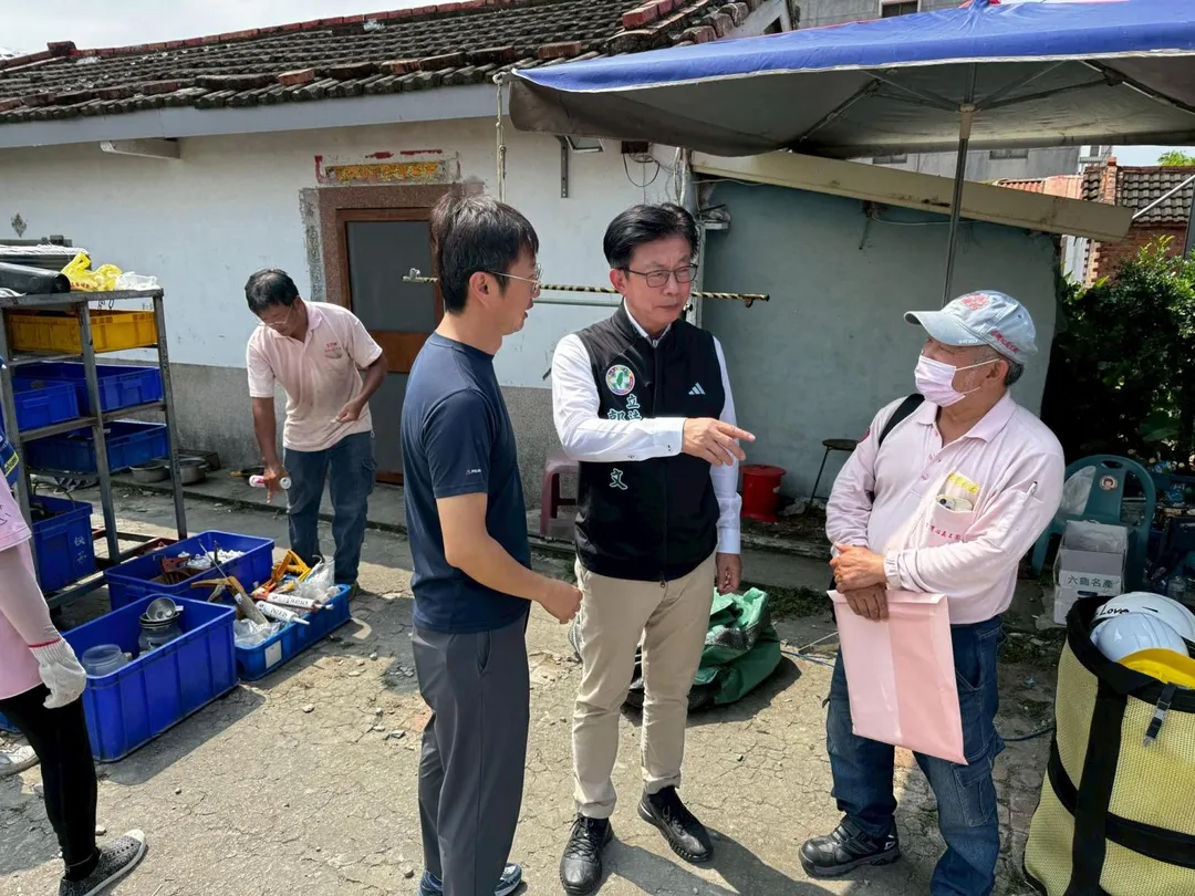 郭國文表示柯建銘假傳聖旨又忽視他人意見的做法，讓他只能用強硬的方式反抗。（圖取自郭國文臉書）