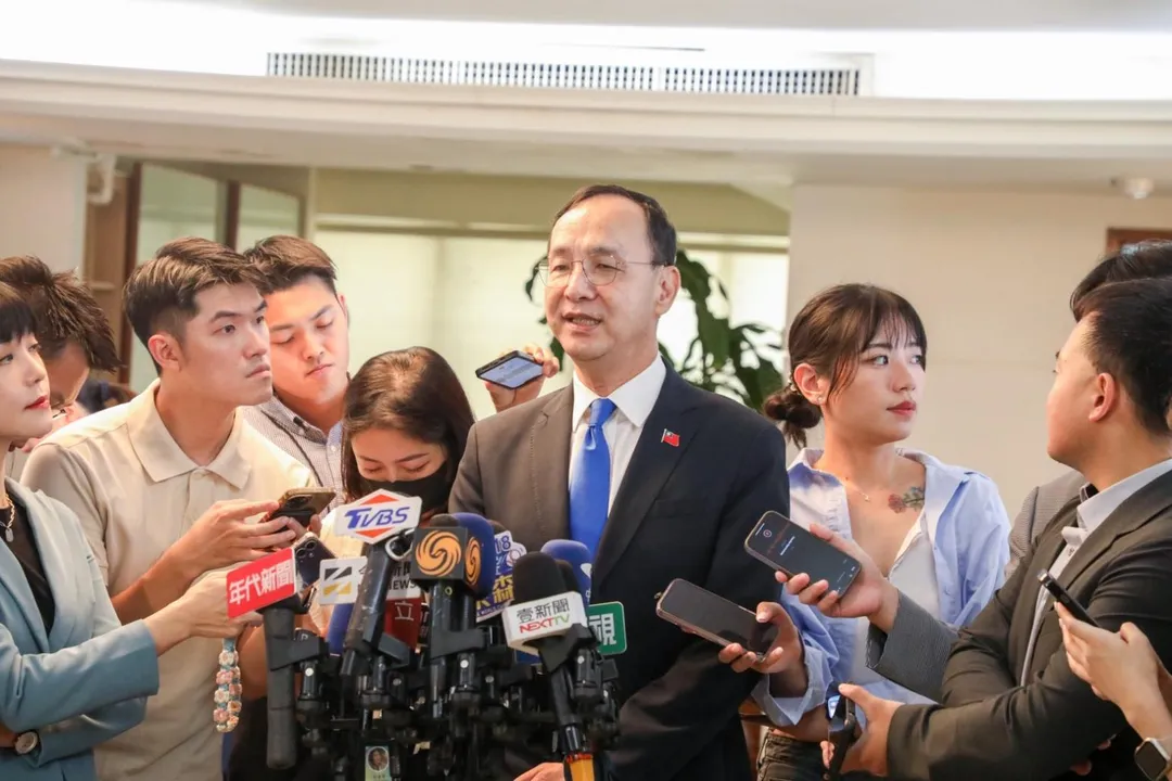 朱立倫表示，大家先冷靜思考一下，相信對於眾望所歸的人，大家還是有所期待。（圖/國民黨提供）