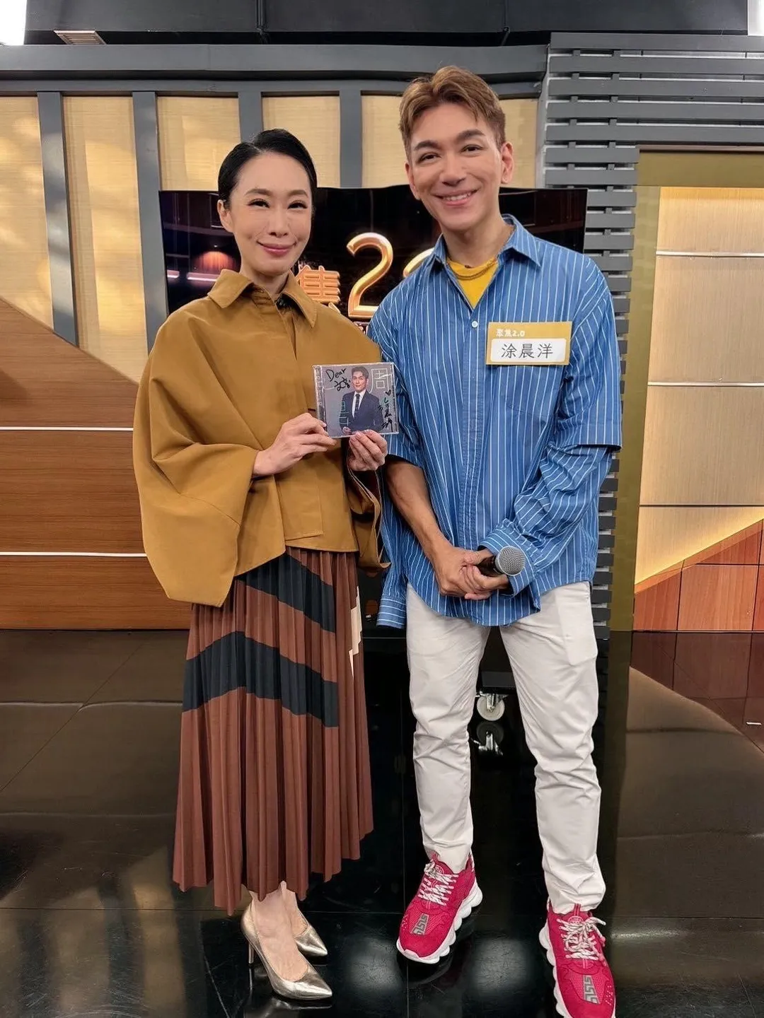涂晨洋（右）曾罹患大腸癌第0期。（圖／翻攝涂晨洋 Kyle Tu臉書）