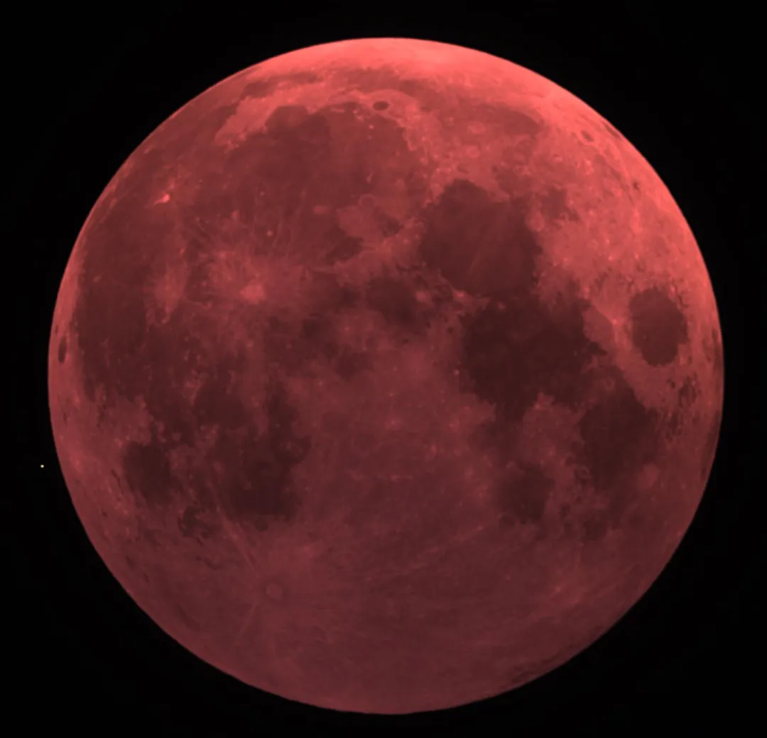 9月7日深夜至8日月球將完全進入地球本影，呈現紅銅色的「血月」奇景。（圖／南瀛天文館提供）