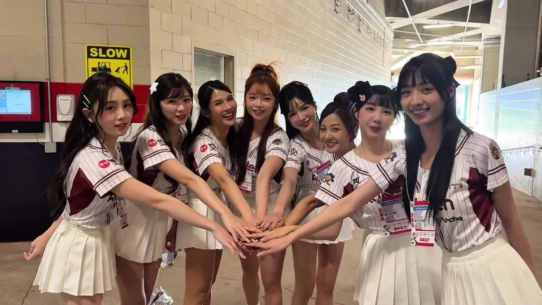 樂天女孩登上華盛頓國民隊「台灣日」舞台。（圖／樂天桃猿）
