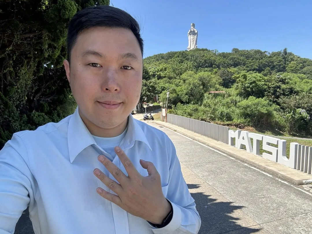 李問。(圖/截自李問臉書)