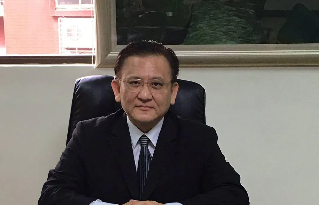 律師李漢中宣布參選國民黨主席。（圖／翻攝自永嘉法律事務所粉專）