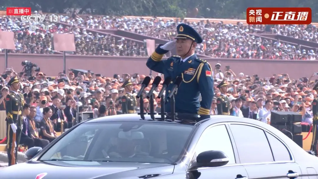 中部戰區空軍司令員韓勝延擔任九三閱兵總指揮。（圖／翻攝《央視》）