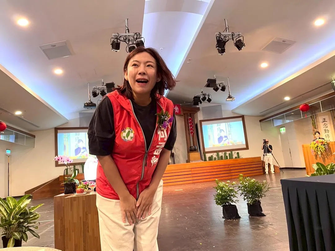 包括李四川及市議會同仁留言打氣（攝自何孟樺臉書）