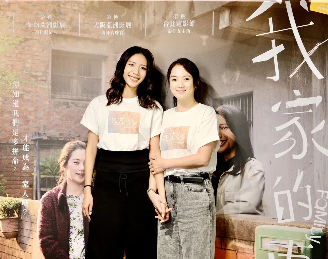 高伊玲（右）和黃珮琪（左）在片中中飾演母女。（圖／瀧厚炙燒熟成牛排 提供）
