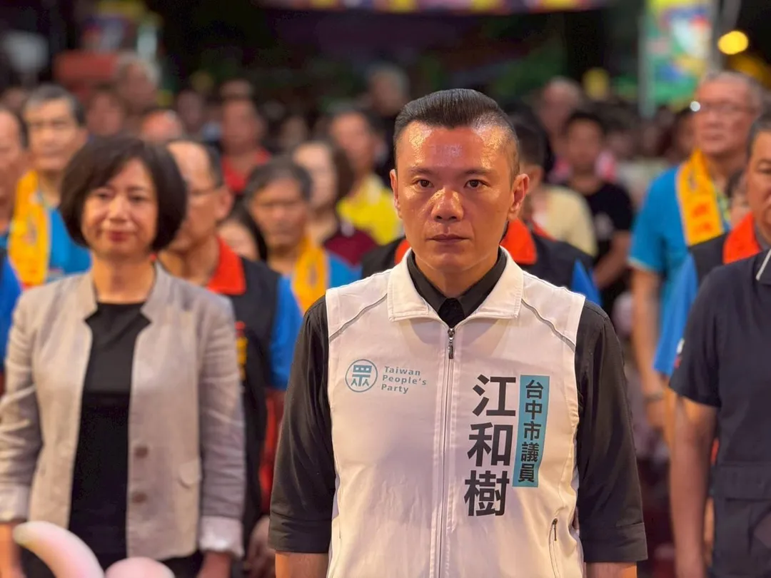 江和樹表示，周一會號召一票小草北上迎接柯文哲，並喊話柯「不要讓我們失望好嗎」。 （圖取自江和樹臉書）