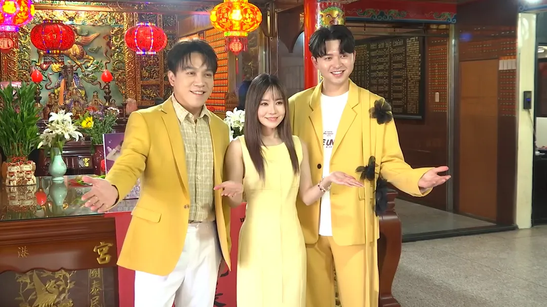 許志豪（左起）、杜忻恬、李子森將在10月一同主持中天、中視全新歌唱節目《唱歌給你聽》。（圖／中天新聞）