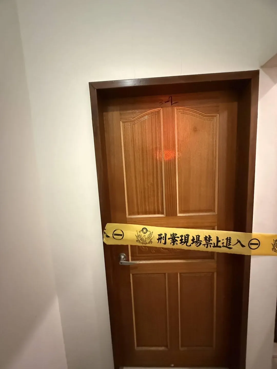 新北市林口區一名44歲獨居男子日前在家中離奇身亡,經同事發現報警後才揭開這起憾事。(圖/翻攝畫面)