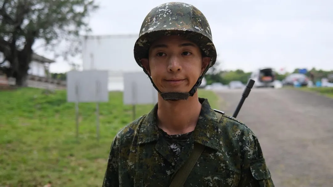 《九條好漢在一班》是林亭翰第一個實境節目。（圖／台視提供）
