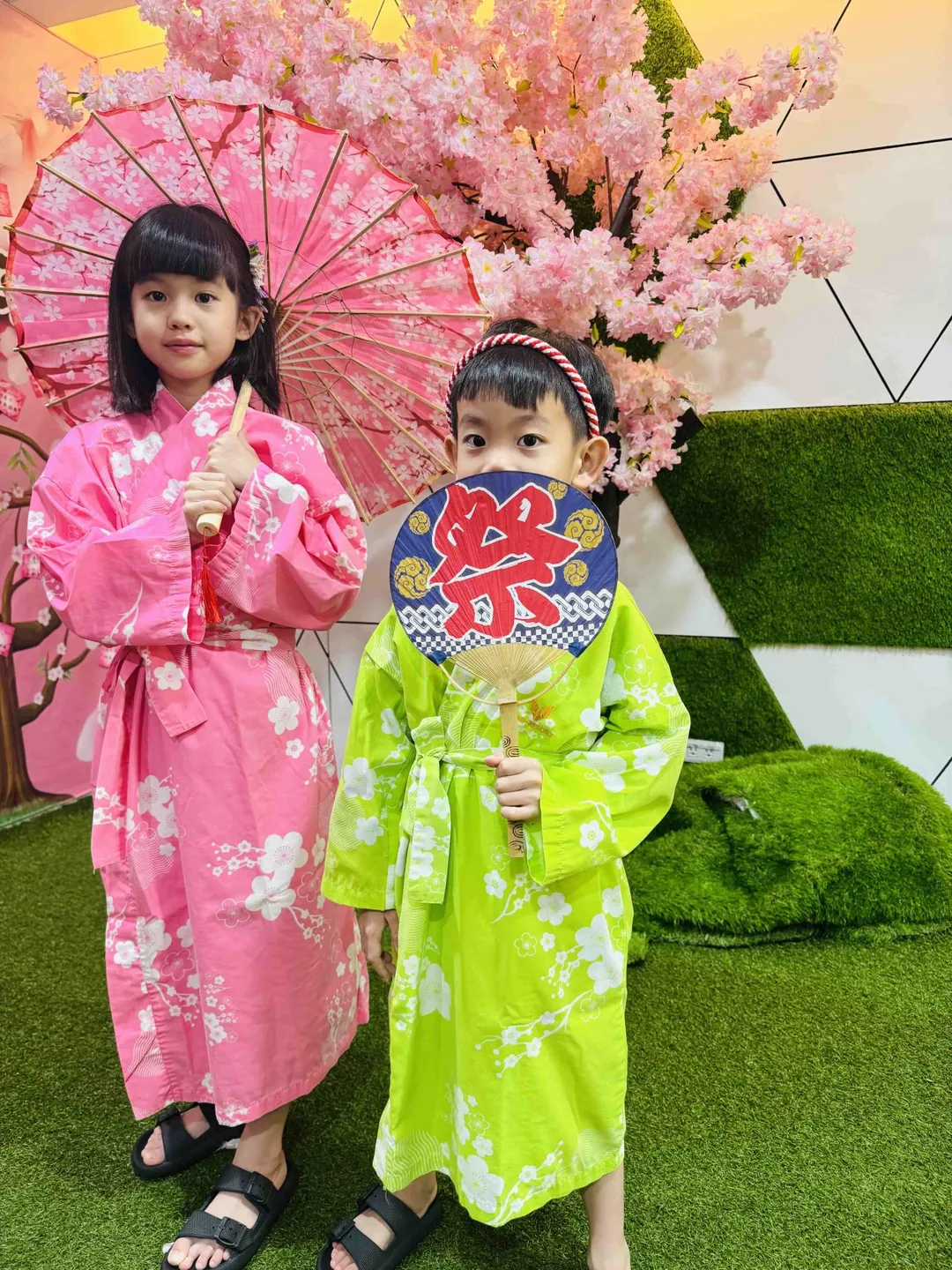 統一渡假村連假祭出限定好康,不僅有「豪華晚餐買一送一」,還能享「一位兒童免費入住」。(圖/統一渡假村提供)