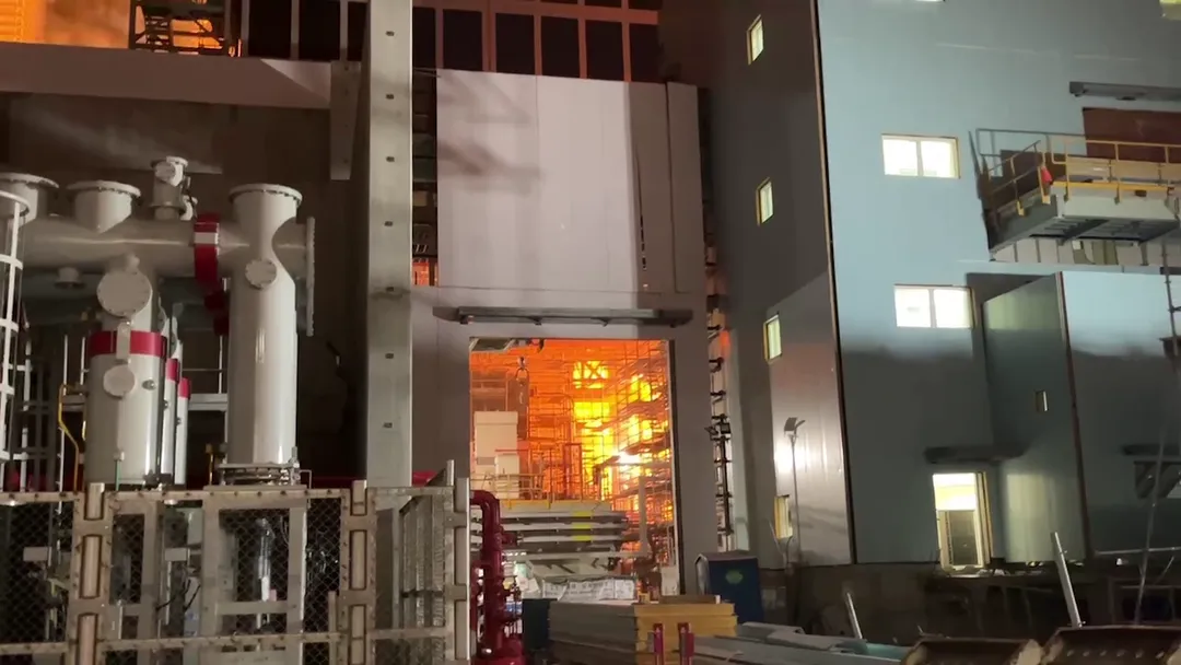 興達電廠2025年9月9日發生大火的畫面。(圖/資料畫面)