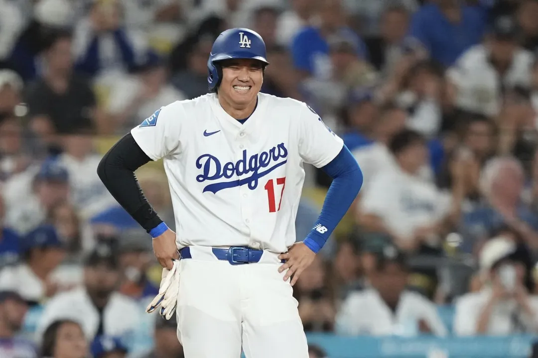 大谷翔平笑嘻嘻。（圖／美聯社）