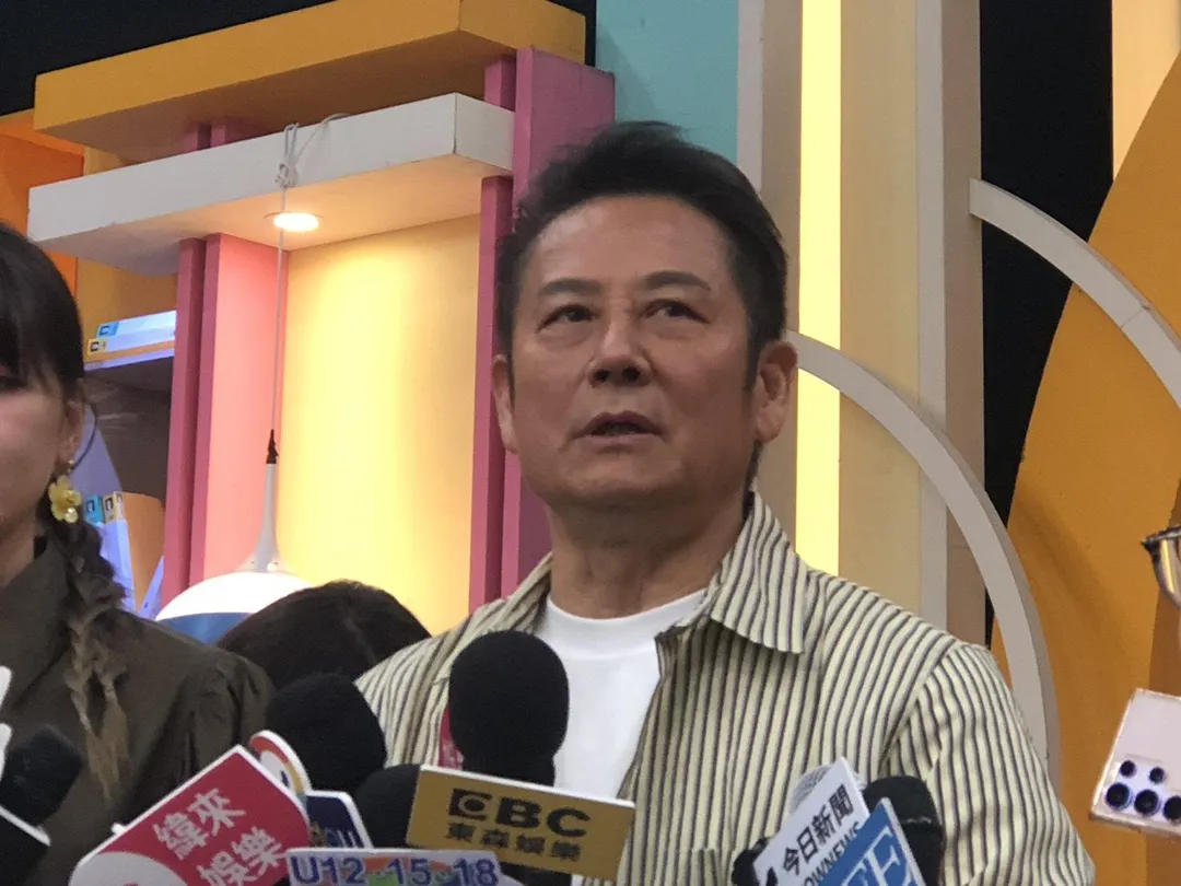 徐乃麟對於陳漢典、Lulu、小禎近日都公開戀情，表示「都祝福啦，一切都是緣分」。（圖／記者郭竹倩 攝）