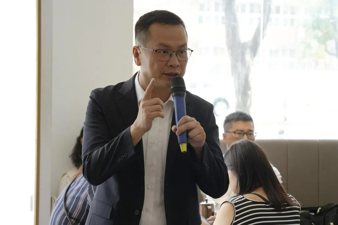 羅智強今透露，當他宣布參選時，真的沒有想到參選主席「這麼貴」，一時之間不知如何籌措。（圖取自羅智強臉書）
