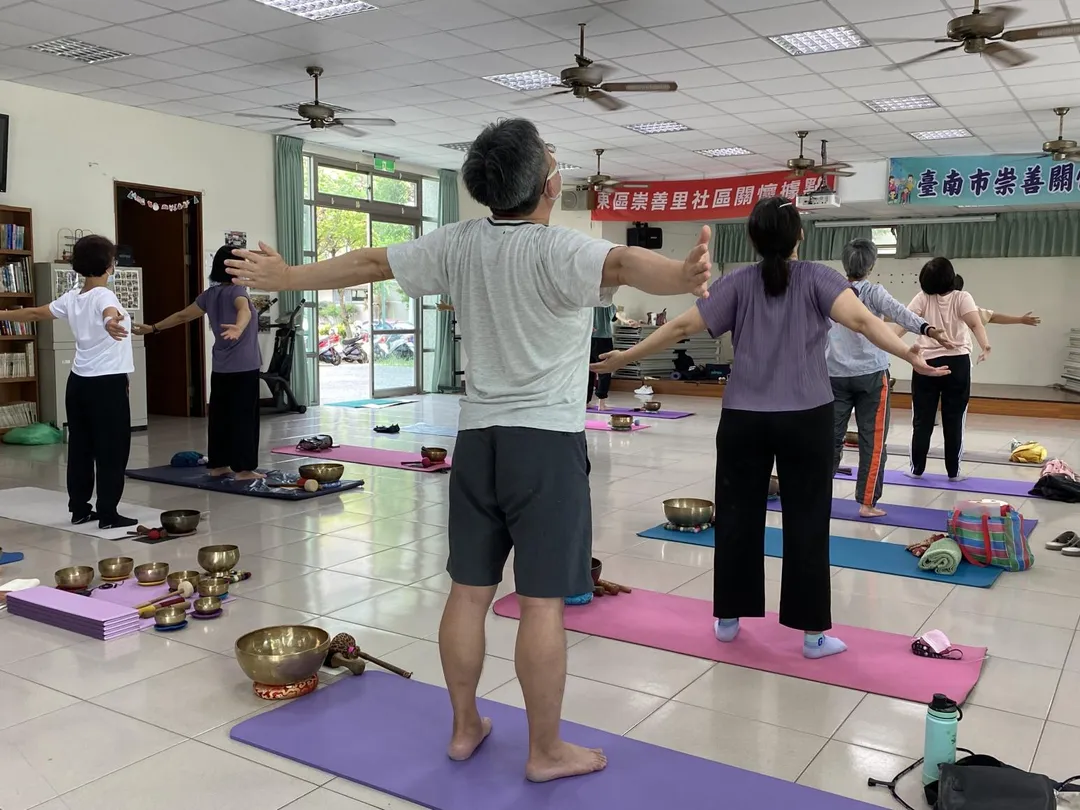 規律運動、深呼吸、正念減壓等方式，守護自己的心臟健康。（圖／台南市立醫院）